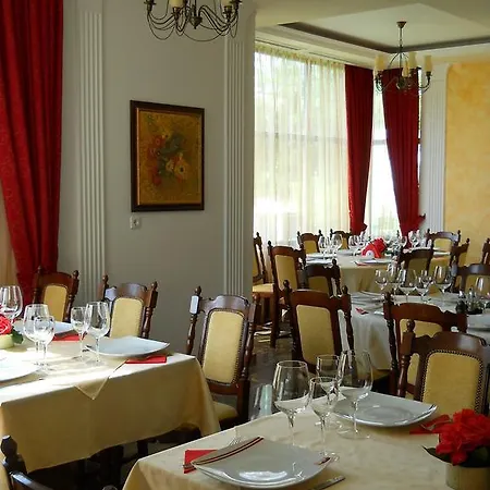 호텔 Casa Domneasca 쿠티에데아게스